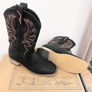 Rolla's Black Boots with Leopard Print Lining
